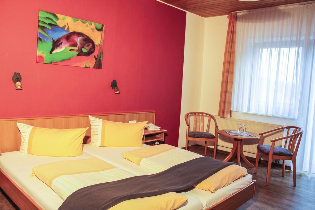 Hotel Zum Schneekopf "Garni" غيهلبرغ المظهر الخارجي الصورة
